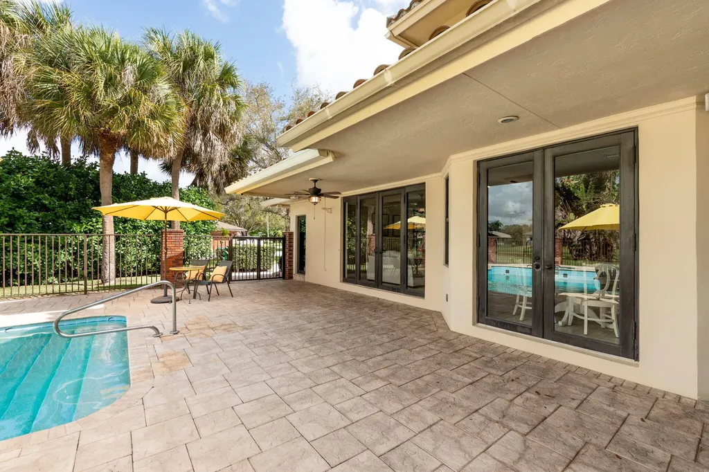 3201 SW 134th Terrace Davie FL 33330