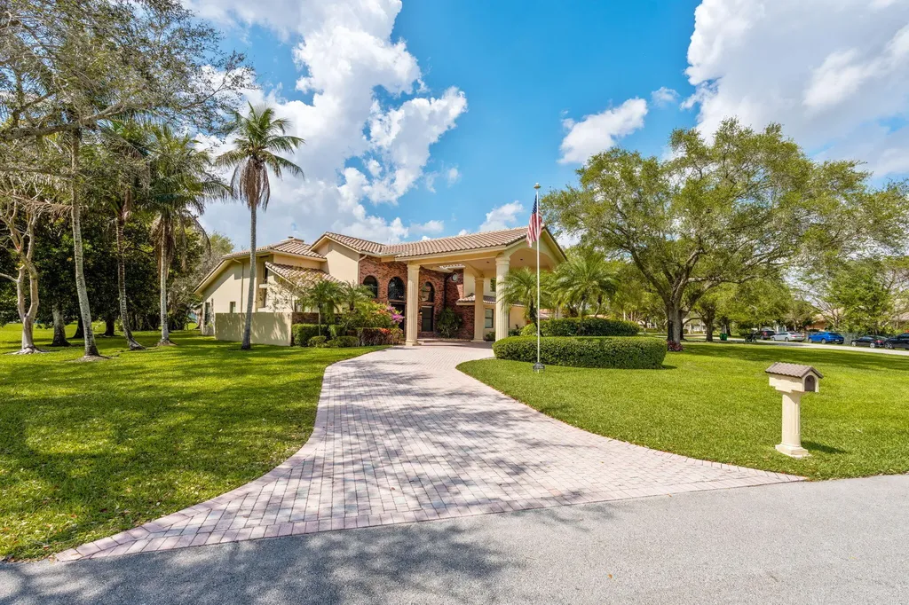3201 SW 134th Terrace Davie FL 33330