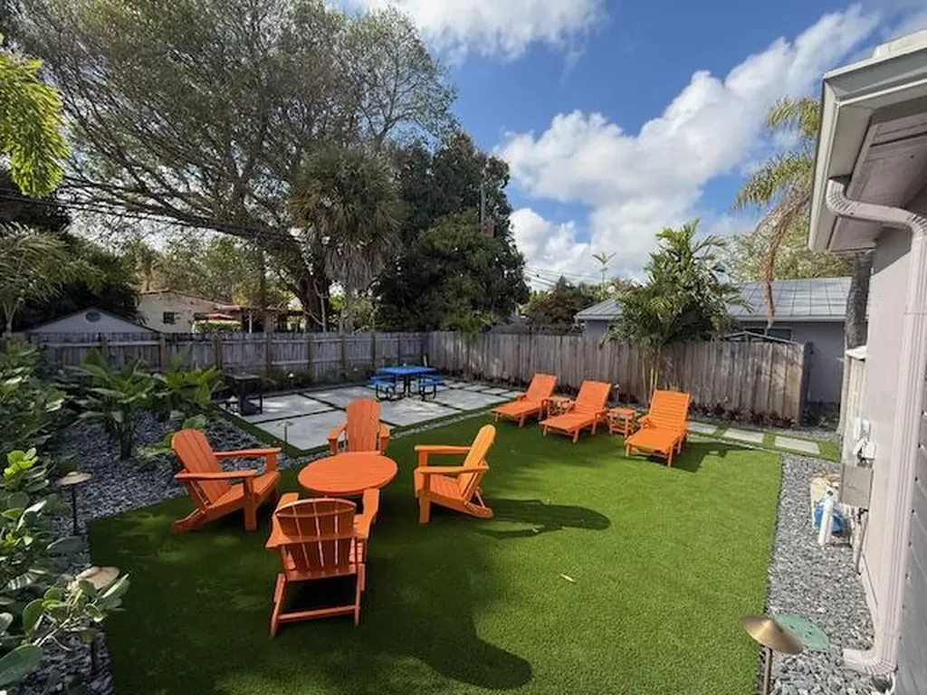 1215 NE 17th Avenue Fort Lauderdale FL 33304