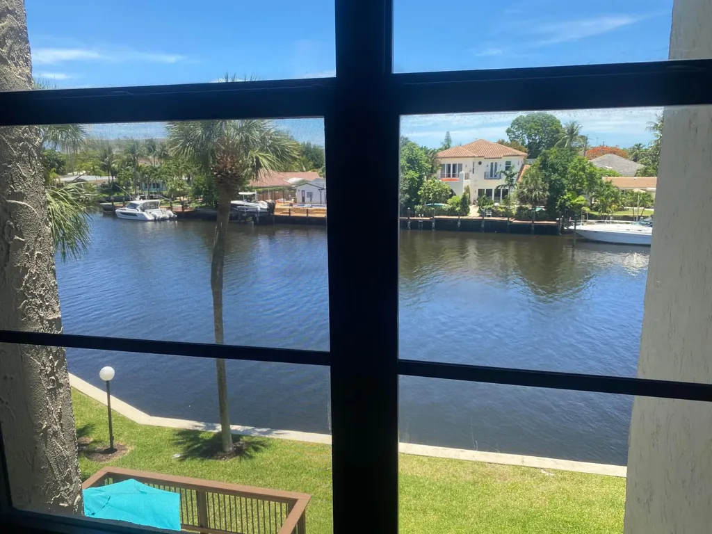 18 Royal Palm Way Boca Raton FL 33432