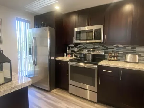 18 Royal Palm Way Boca Raton FL 33432