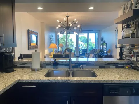 18 Royal Palm Way Boca Raton FL 33432