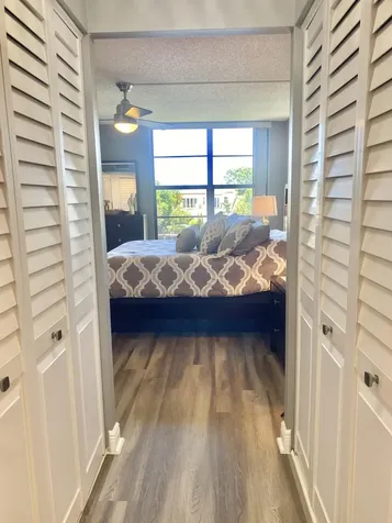 18 Royal Palm Way Boca Raton FL 33432