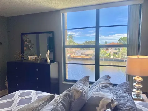 18 Royal Palm Way Boca Raton FL 33432