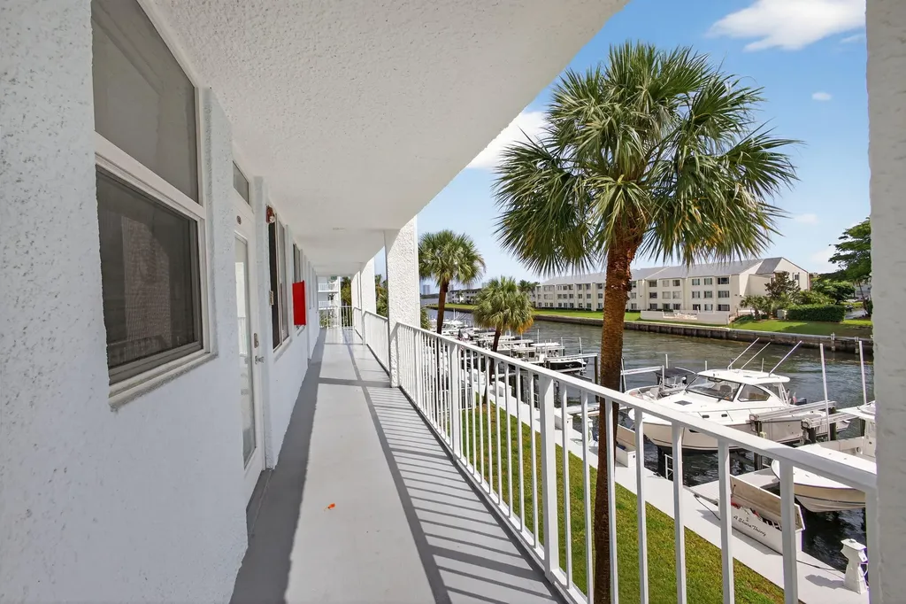 108 Paradise Harbour Boulevard North Palm Beach FL 33408