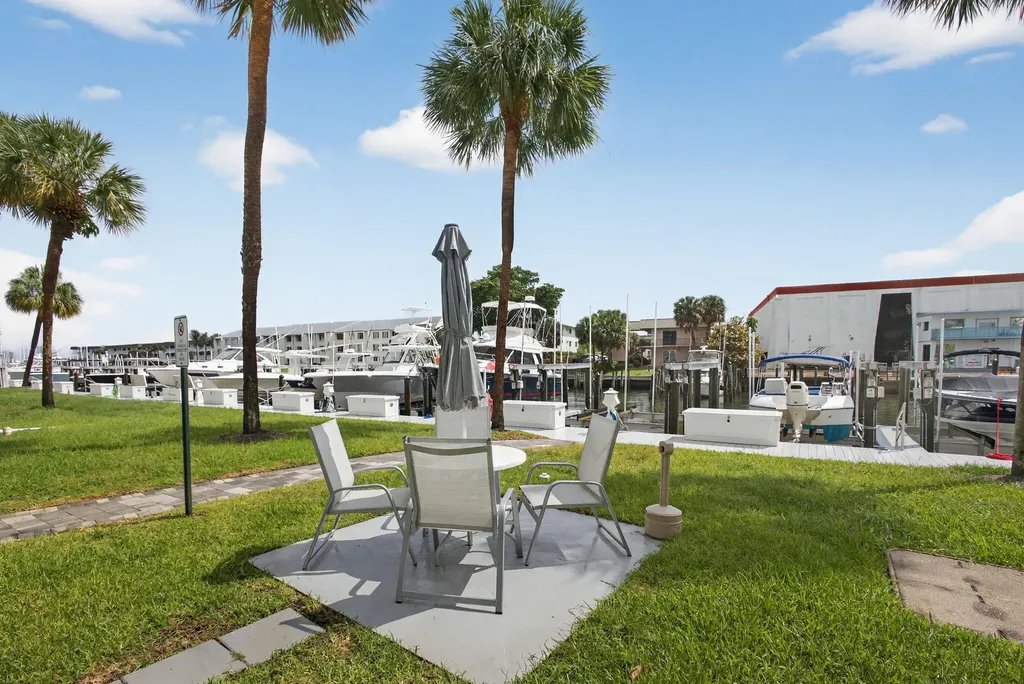 108 Paradise Harbour Boulevard North Palm Beach FL 33408