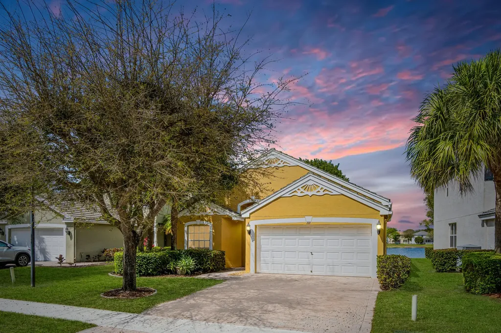 131 Lancaster Way Royal Palm Beach FL 33414