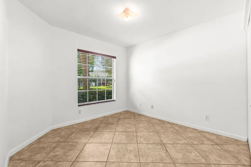 131 Lancaster Way Royal Palm Beach FL 33414