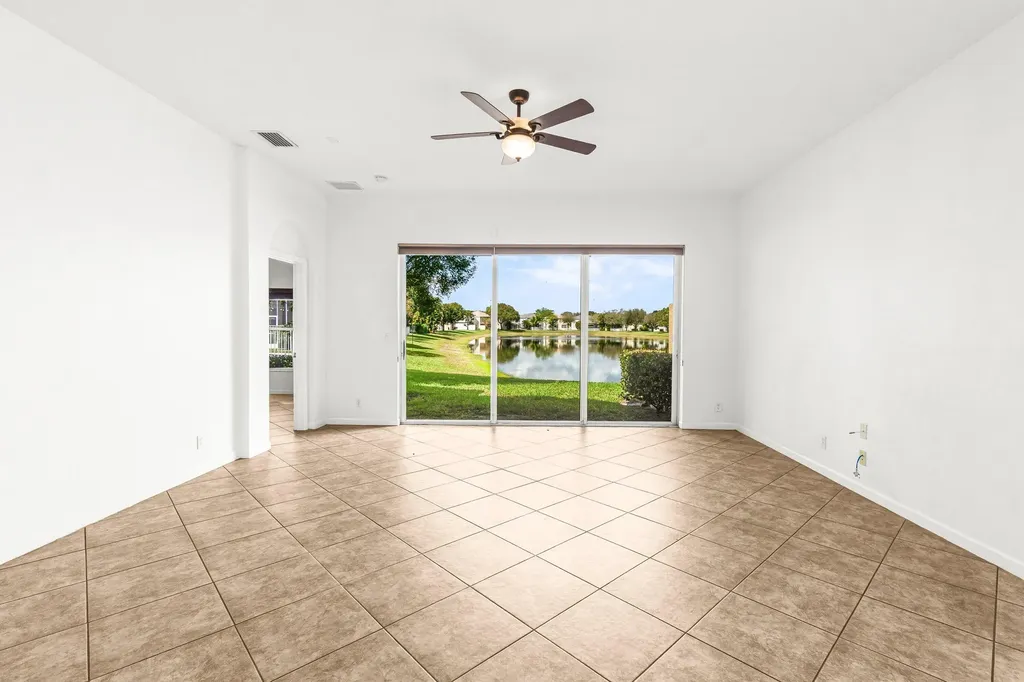 131 Lancaster Way Royal Palm Beach FL 33414