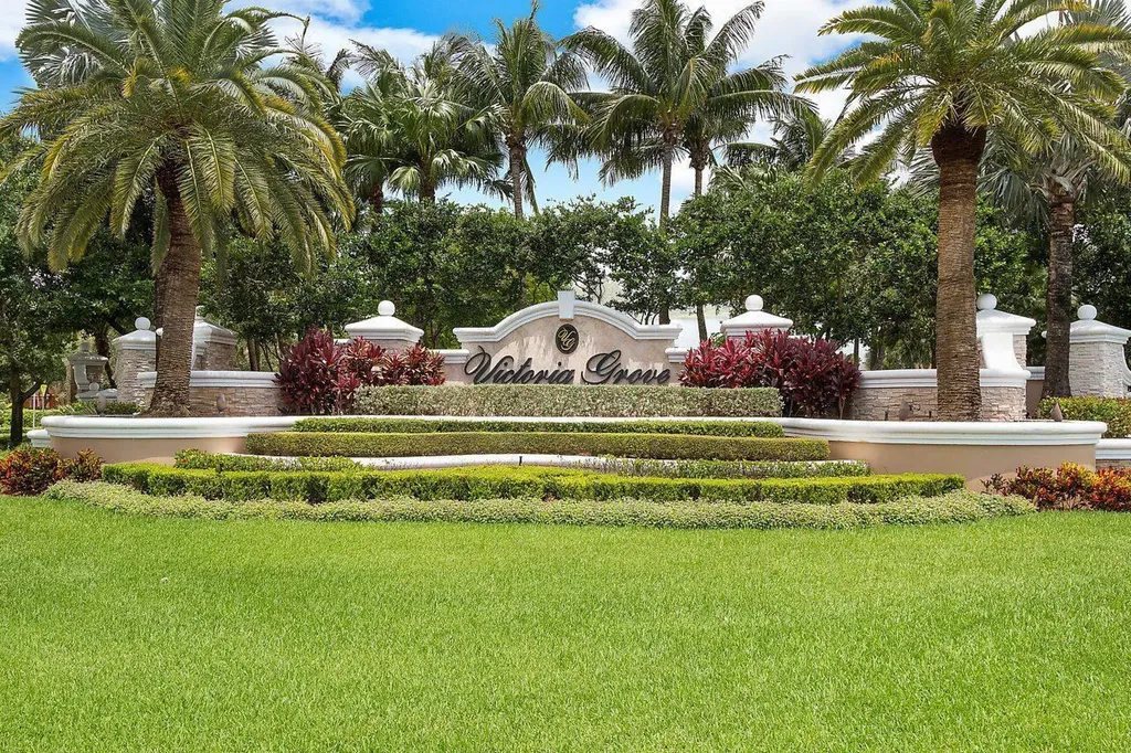 131 Lancaster Way Royal Palm Beach FL 33414