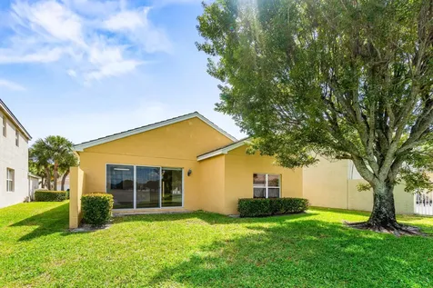131 Lancaster Way Royal Palm Beach FL 33414