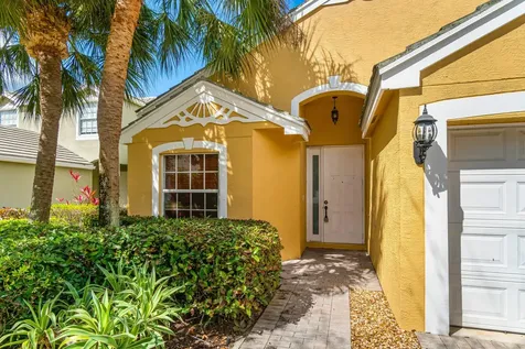 131 Lancaster Way Royal Palm Beach FL 33414