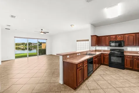 131 Lancaster Way Royal Palm Beach FL 33414