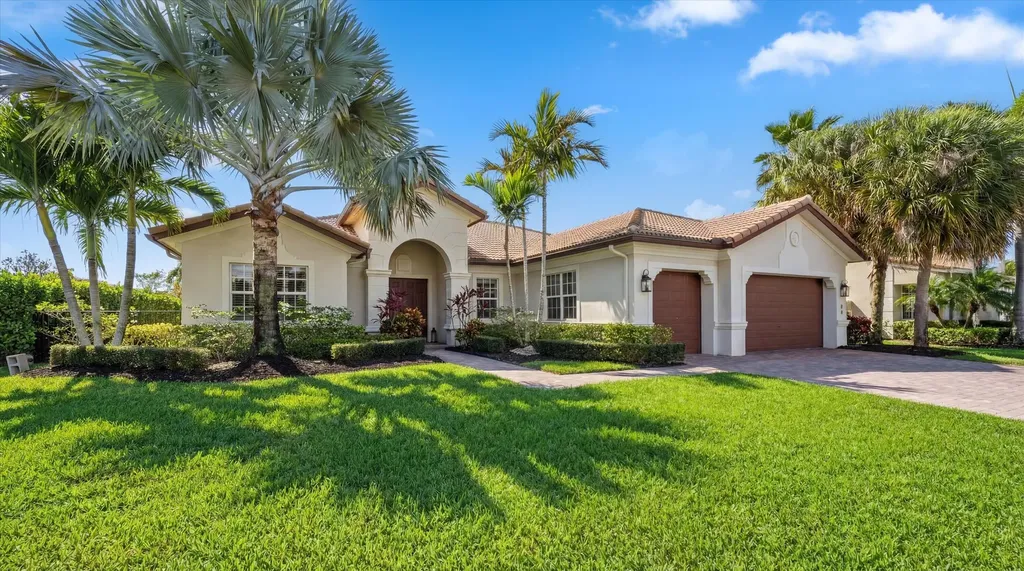 108 Casa Circle Jupiter FL 33458