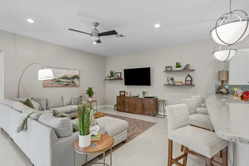 108 Casa Circle Jupiter FL 33458