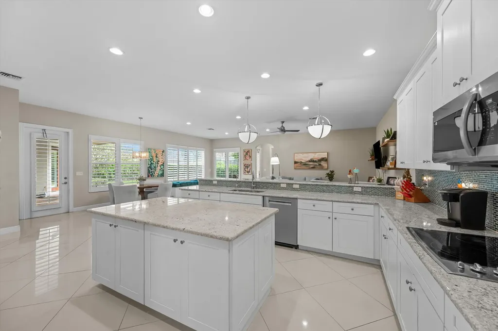 108 Casa Circle Jupiter FL 33458
