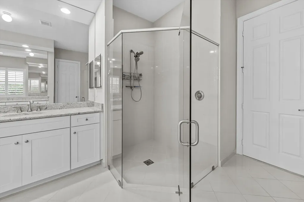 108 Casa Circle Jupiter FL 33458