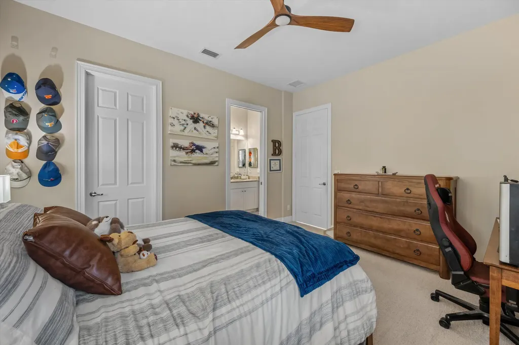 108 Casa Circle Jupiter FL 33458