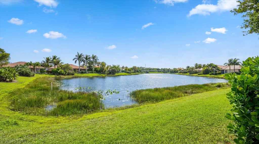 108 Casa Circle Jupiter FL 33458