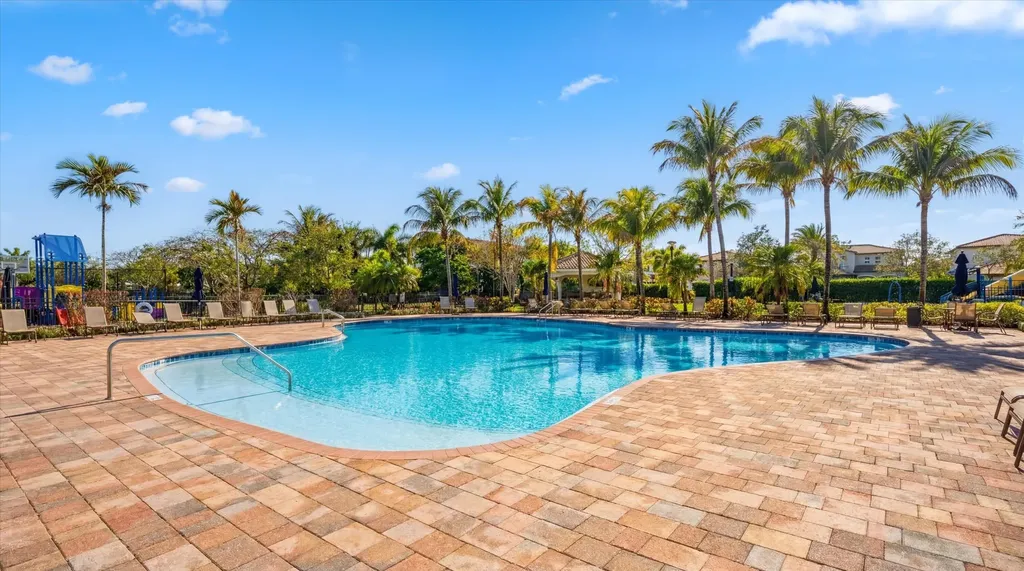 108 Casa Circle Jupiter FL 33458