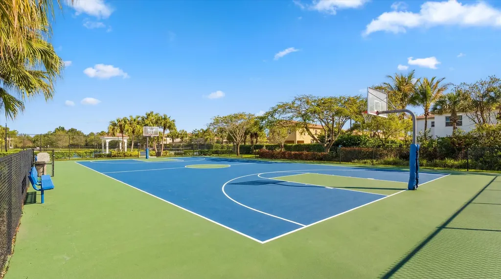 108 Casa Circle Jupiter FL 33458