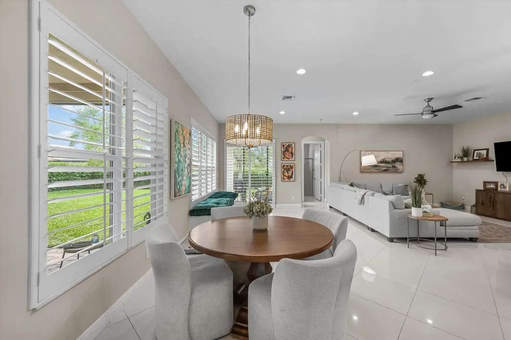 108 Casa Circle Jupiter FL 33458