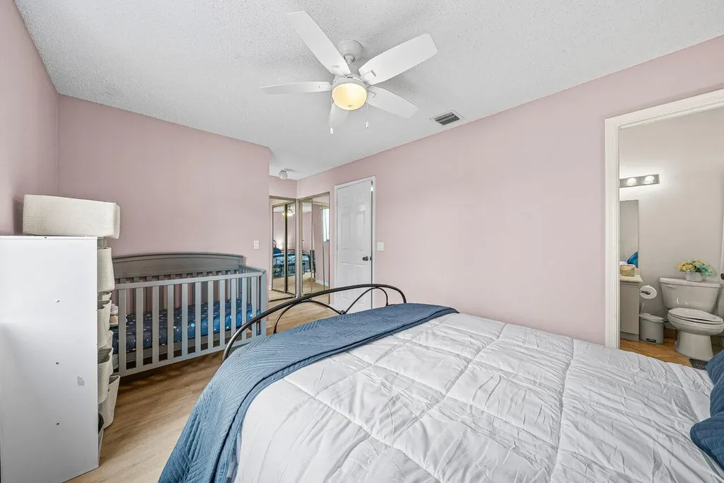 16 Via De Casas Sur Boynton Beach FL 33426