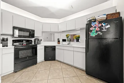 16 Via De Casas Sur Boynton Beach FL 33426
