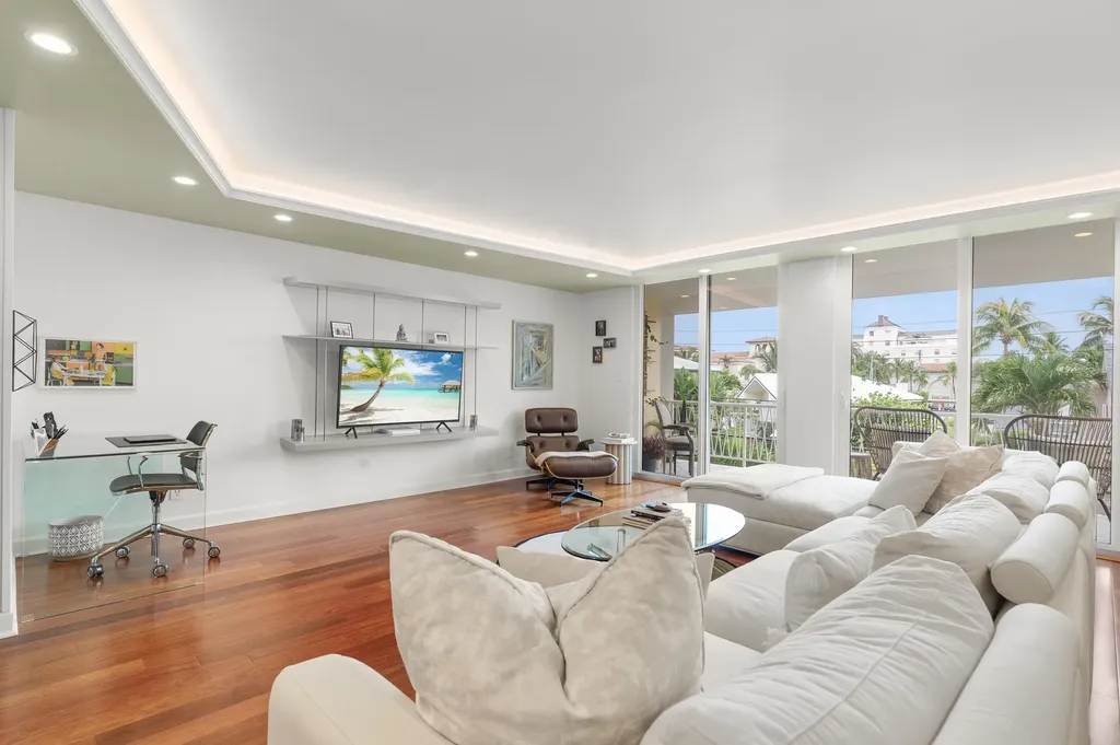 170 Chilean Avenue Palm Beach FL 33480