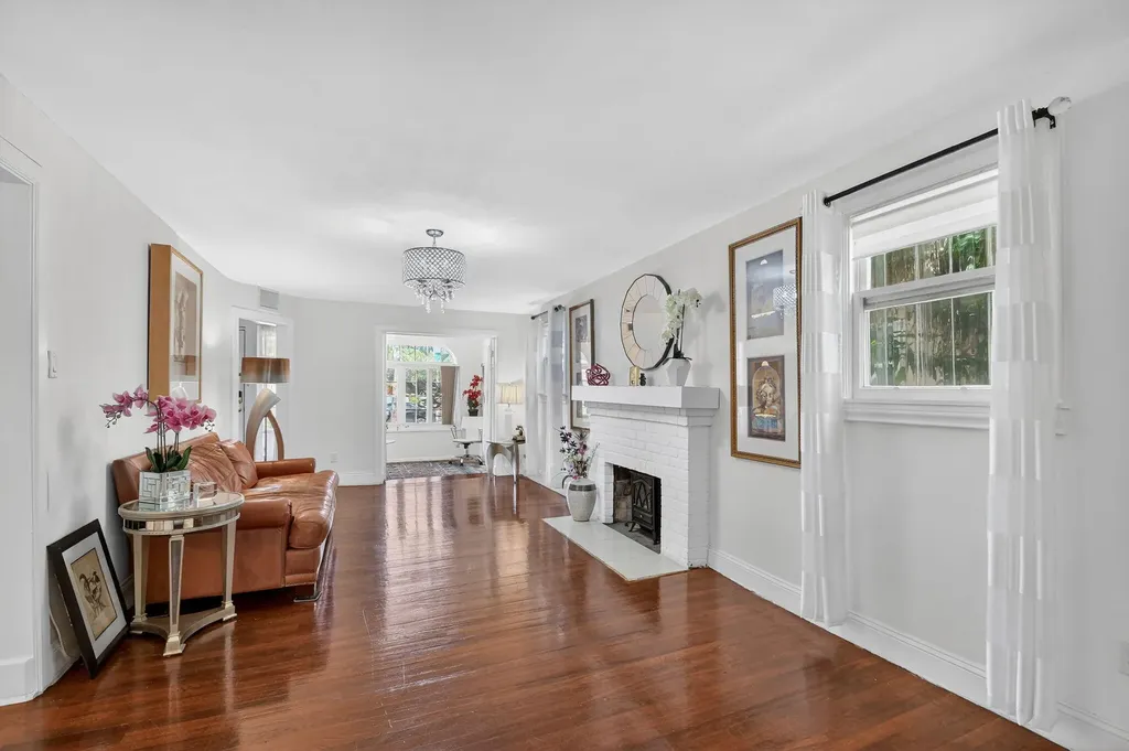 328 Monroe Drive West Palm Beach FL 33405