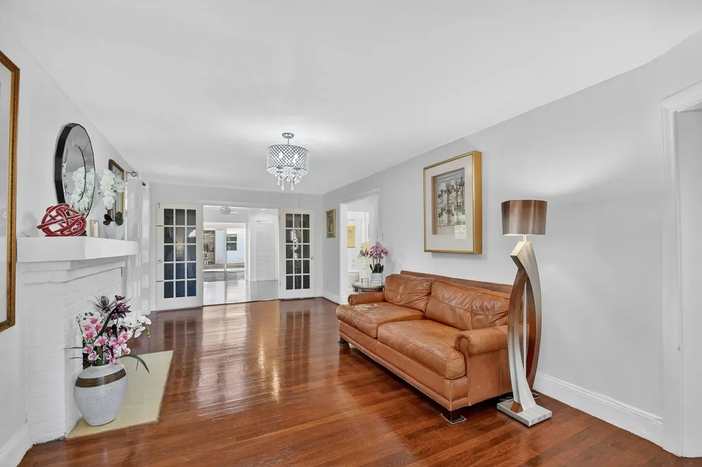 328 Monroe Drive West Palm Beach FL 33405