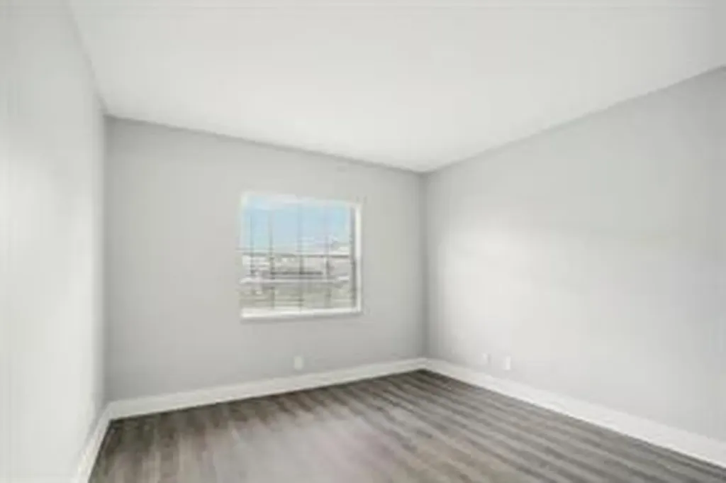 3244 NW 84th Avenue Sunrise FL 33351