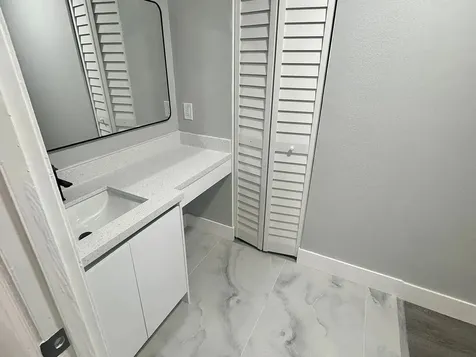 3244 NW 84th Avenue Sunrise FL 33351