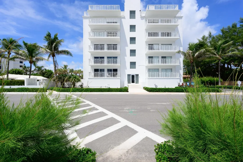 170 N Ocean Boulevard Palm Beach FL 33480