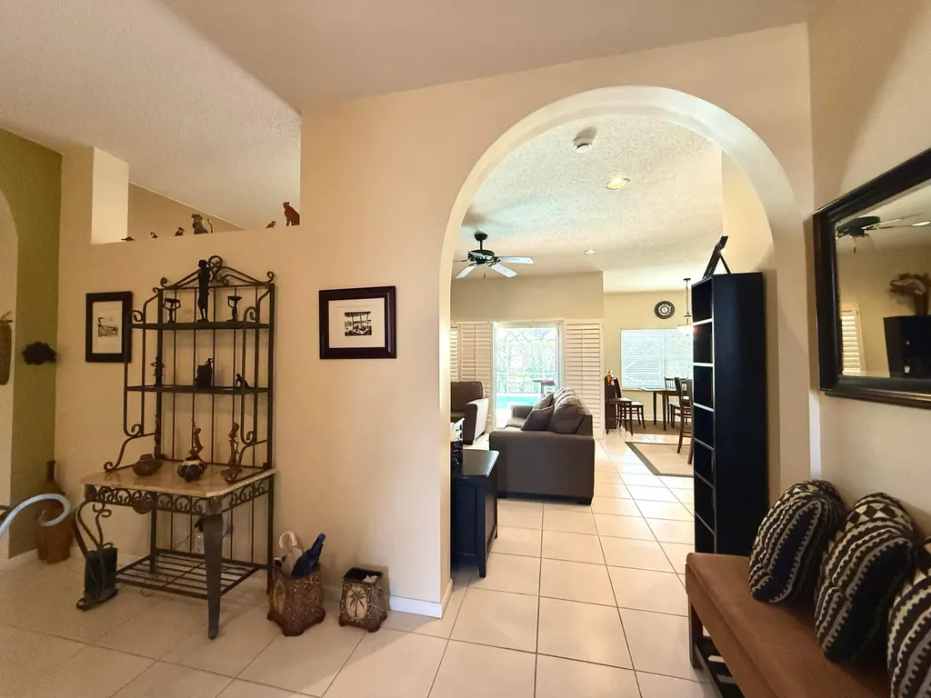 8611 Gold Cay West Palm Beach FL 33411
