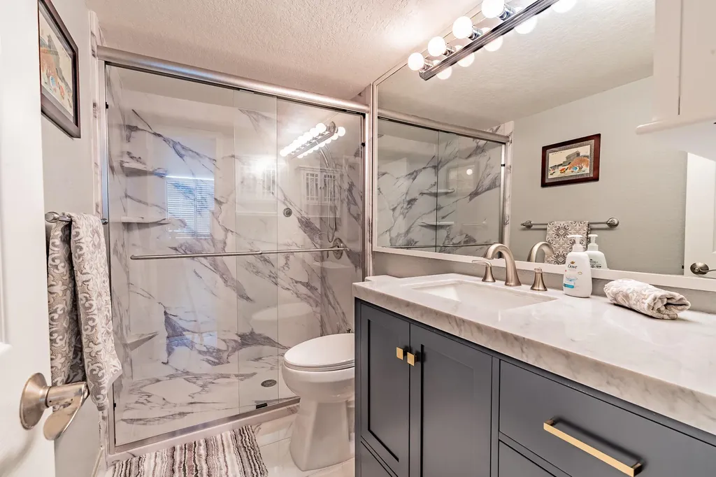 1000 Spanish River Road Boca Raton FL 33432