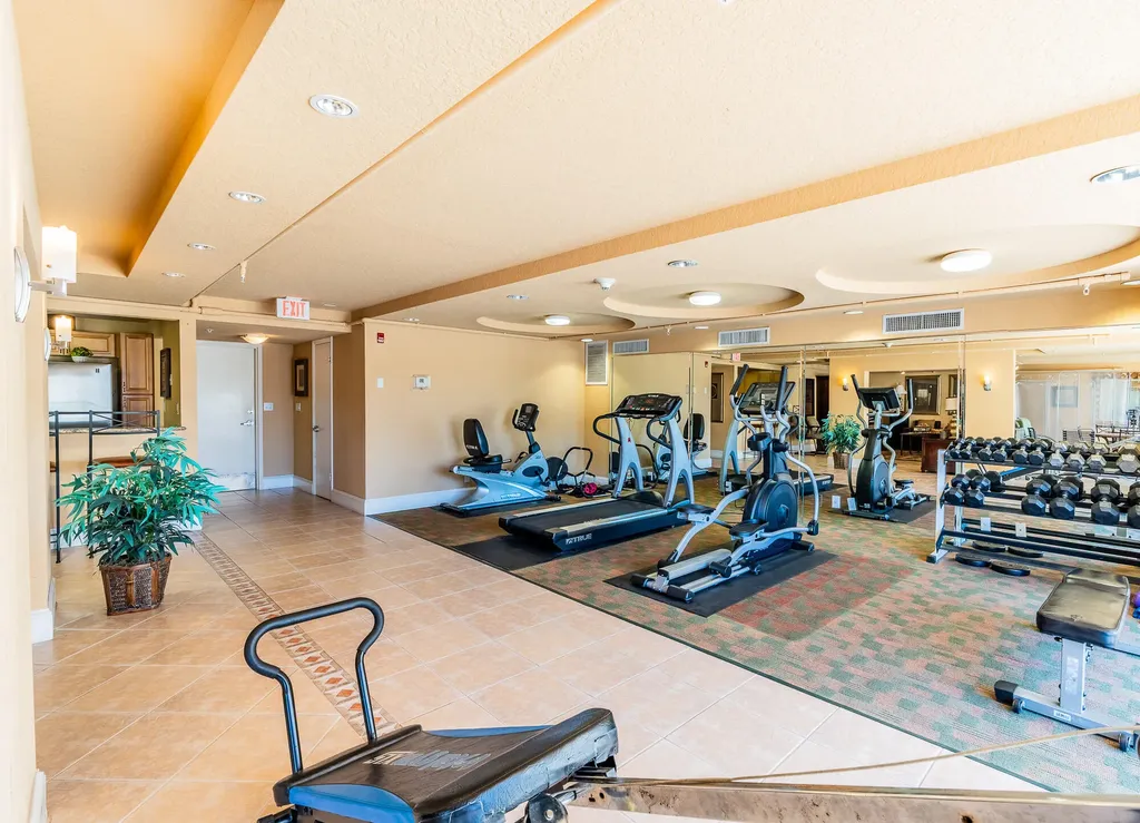 1000 Spanish River Road Boca Raton FL 33432