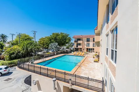 1000 Spanish River Road Boca Raton FL 33432