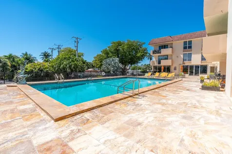 1000 Spanish River Road Boca Raton FL 33432