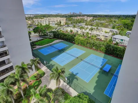 2500 Parkview Drive Hallandale Beach FL 33009