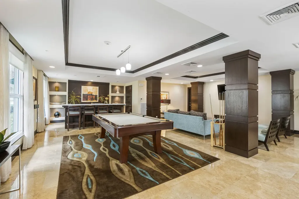 2401 NE 65th Street Fort Lauderdale FL 33308