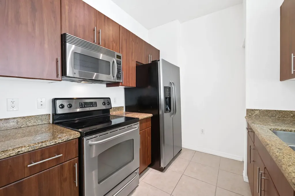 2401 NE 65th Street Fort Lauderdale FL 33308