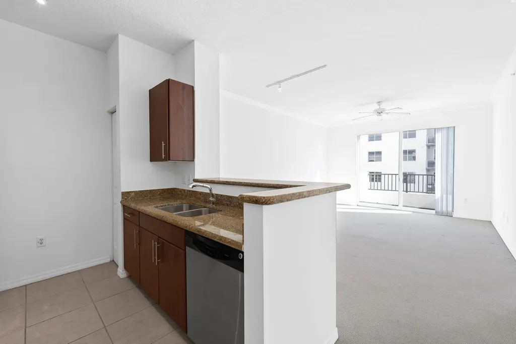 2401 NE 65th Street Fort Lauderdale FL 33308
