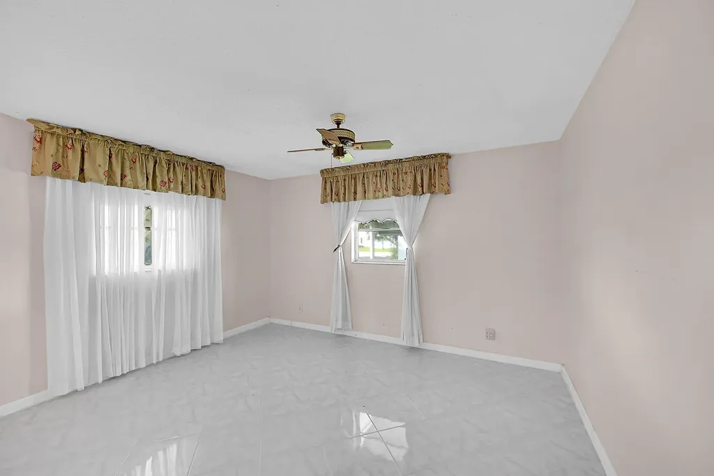 1515 SW 21st Street Boynton Beach FL 33426