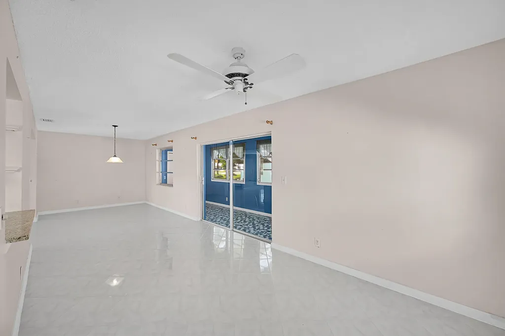 1515 SW 21st Street Boynton Beach FL 33426