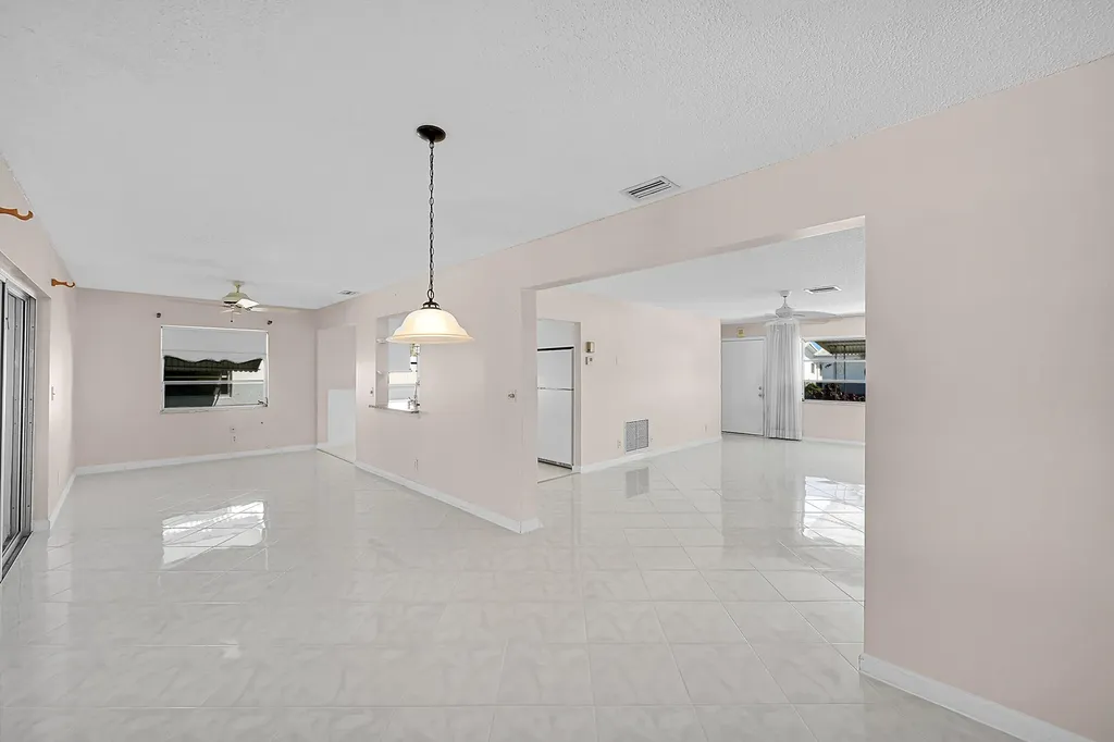1515 SW 21st Street Boynton Beach FL 33426