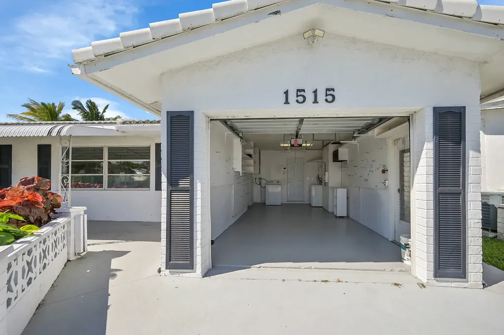 1515 SW 21st Street Boynton Beach FL 33426