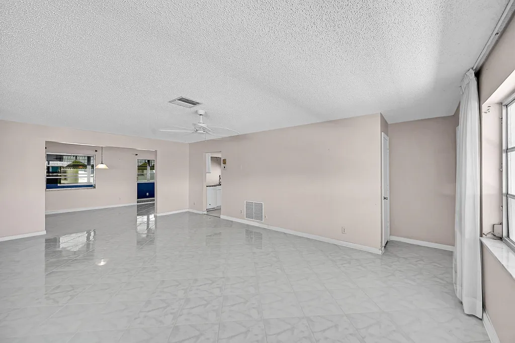 1515 SW 21st Street Boynton Beach FL 33426