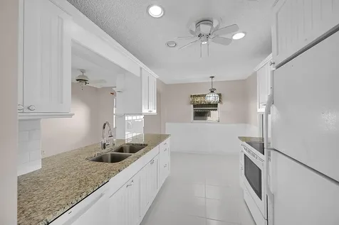 1515 SW 21st Street Boynton Beach FL 33426