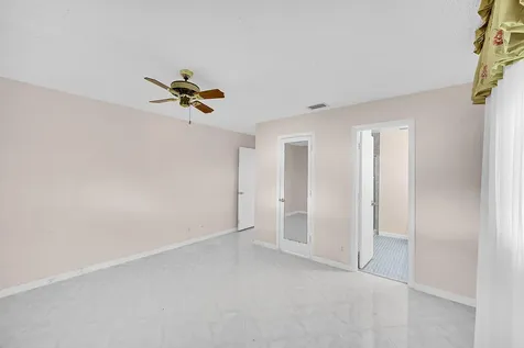 1515 SW 21st Street Boynton Beach FL 33426